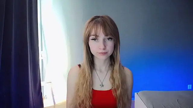 LuciaYoung online show from February 25, 2025, 10:37 am