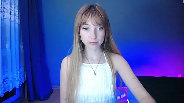 LuciaYoung online show from March 1, 2025, 10:31 pm