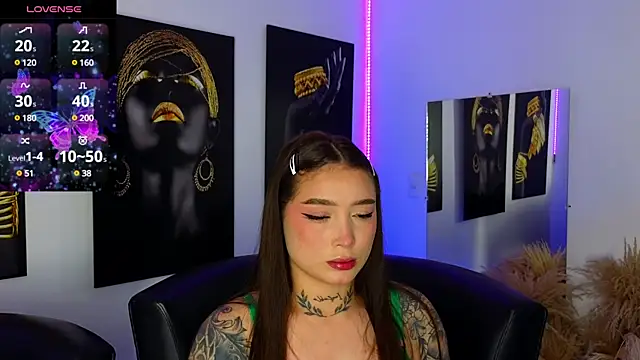  brenna hanson online show from February 13, 2025, 7:31 pm