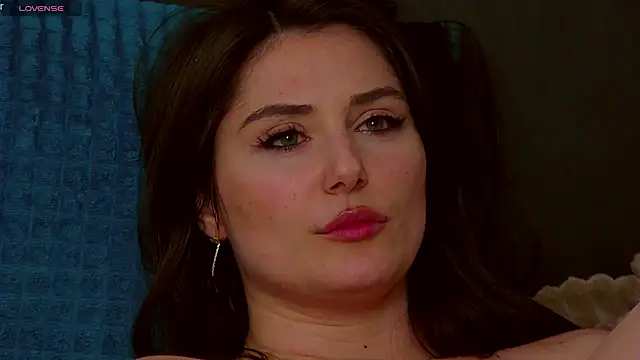 KassieWeins online show from February 12, 2025, 2:14 am