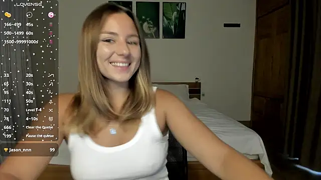 ThreeshaWhite online show from June 2, 2026, 1:27 am