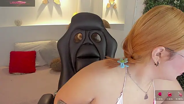 Abby Mae  online show from February 19, 2026, 12:57 pm