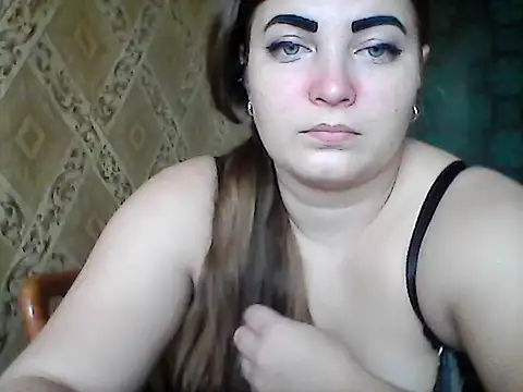 Elizabeth Meow online show from November 10, 2025, 8:41 am