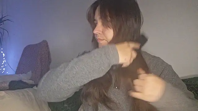 Snapshot of Cyndee_Winter chatting on October 19, 2025, 5:59 pm Cyndee Winter online show from October 19, 2025, 5:59 pm