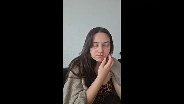 Snapshot of Cyndee_Winter chatting on September 21, 2025, 11:26 am Cyndee Winter online show from September 21, 2025, 11:26 am