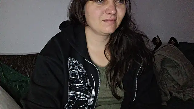 Snapshot of Cyndee_Winter chatting on September 22, 2025, 5:35 am Cyndee Winter online show from September 22, 2025, 5:35 am