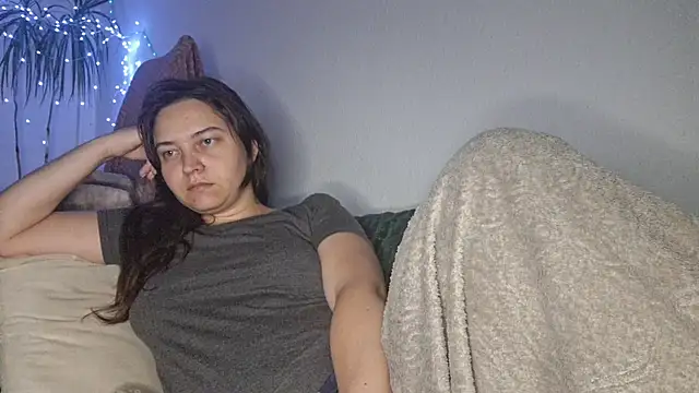 Snapshot of Cyndee_Winter chatting on October 14, 2025, 6:19 pm Cyndee Winter online show from October 14, 2025, 6:19 pm