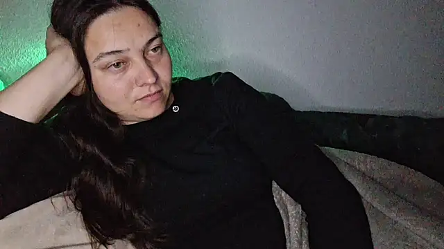 Snapshot of Cyndee_Winter chatting on September 25, 2025, 8:26 pm Cyndee Winter online show from September 25, 2025, 8:26 pm