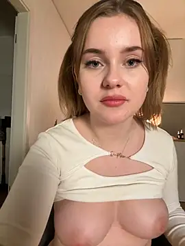 MaribelRiver online show from October 1, 2025, 9:29 pm