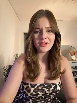 MaribelRiver online show from November 7, 2025, 8:24 pm