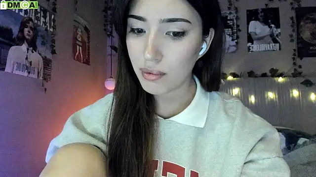 Snapshot of Anisawithlove chatting on October 12, 2025, 6:04 am Anisawithlove online show from October 12, 2025, 6:04 am