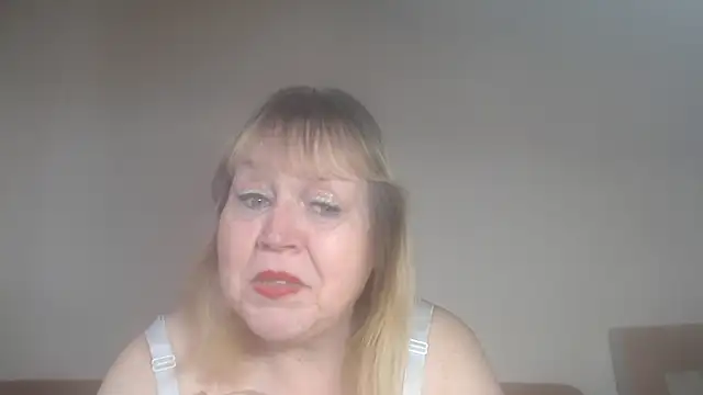 Snapshot of Blasflittchen chatting on February 22, 2025, 2:19 pm Blasflittchen online show from February 22, 2025, 2:19 pm
