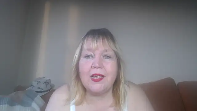 Snapshot of Blasflittchen chatting on January 31, 2025, 3:33 pm Blasflittchen online show from January 31, 2025, 3:33 pm
