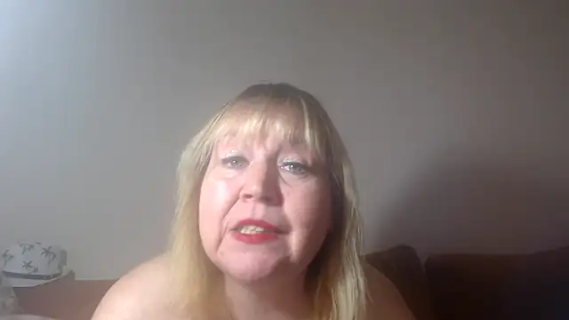 Snapshot of Blasflittchen chatting on January 23, 2025, 5:21 pm Blasflittchen online show from January 23, 2025, 5:21 pm