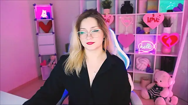 Bryarre online show from February 13, 2025, 11:04 pm