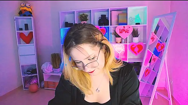 Bryarre online show from February 8, 2025, 11:13 pm