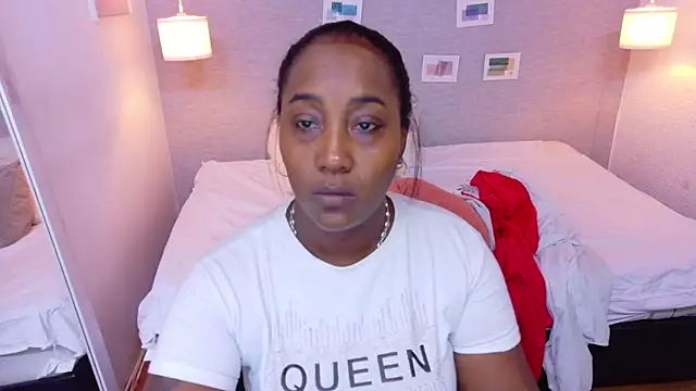 Snapshot of kiara_evanss chatting on April 30, 2026, 8:27 pm kiara evanss online show from April 30, 2026, 8:27 pm