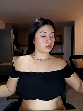 Snapshot of tara20_ chatting on October 3, 2025, 3:20 am tara20 online show from October 3, 2025, 3:20 am