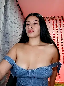 tara20  online show from February 13, 2025, 5:26 am