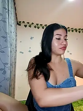 tara20  online show from February 7, 2025, 1:04 am