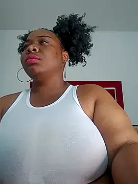 Breisy bigboobs online show from January 11, 2026, 7:32 pm