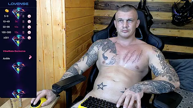 Snapshot of MrrKray chatting on October 22, 2025, 6:18 pm MrrKray online show from October 22, 2025, 6:18 pm