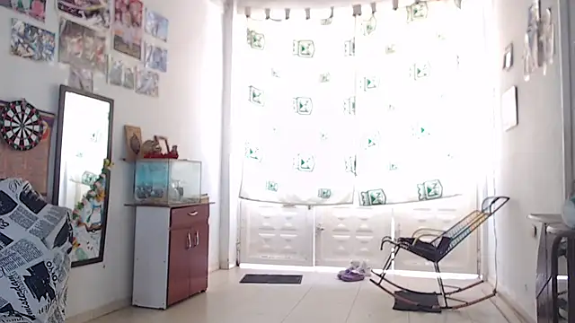 kitty22  online show from December 19, 2024, 4:35 pm