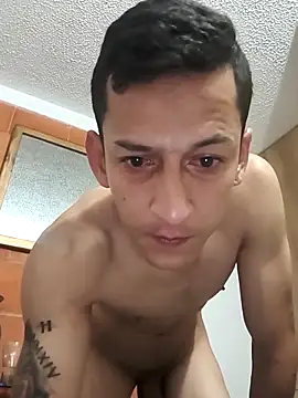 JoseHosther20xh online show from October 12, 2025, 4:36 am