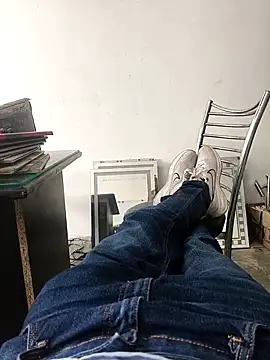 Snapshot of lund_lol chatting on October 24, 2025, 10:36 am lund lol online show from October 24, 2025, 10:36 am