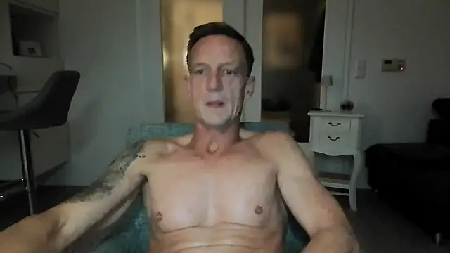 dirks71 online show from October 21, 2025, 5:23 pm