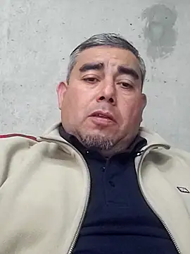 Manolete007x online show from April 8, 2026, 11:39 pm