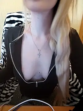 Snapshot of Elza_kom chatting on February 25, 2025, 10:37 am Elza kom online show from February 25, 2025, 10:37 am