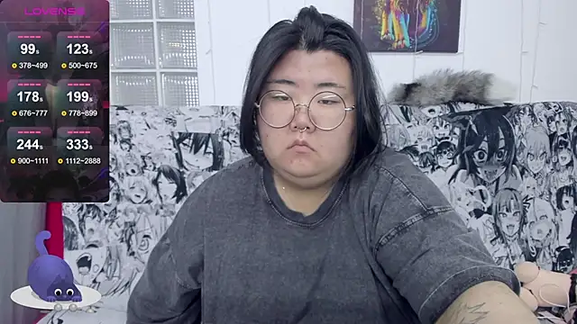 Snapshot of Nadine_asian chatting on September 23, 2025, 2:40 am Nadine asian online show from September 23, 2025, 2:40 am