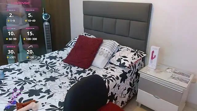 Snapshot of Daniella_Fellers chatting on October 18, 2025, 11:56 am Daniella Fellers online show from October 18, 2025, 11:56 am