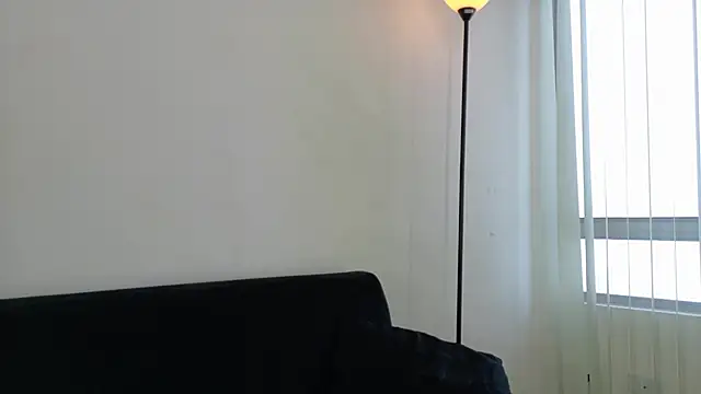 Snapshot of Sofhia_cruz chatting on September 25, 2025, 5:30 pm Sofhia cruz online show from September 25, 2025, 5:30 pm