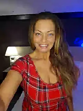 Snapshot of Erotic_and_Exotic chatting on February 27, 2025, 5:07 am Erotic and Exotic online show from February 27, 2025, 5:07 am
