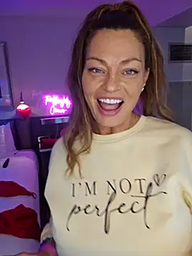 Snapshot of Erotic_and_Exotic chatting on February 13, 2025, 2:12 am Erotic and Exotic online show from February 13, 2025, 2:12 am