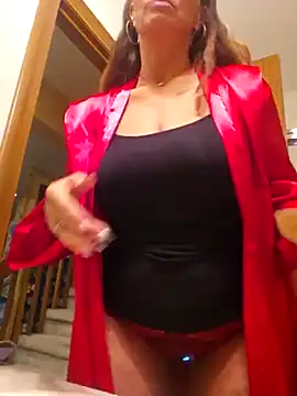 Snapshot of Erotic_and_Exotic chatting on October 19, 2025, 11:57 am Erotic and Exotic online show from October 19, 2025, 11:57 am