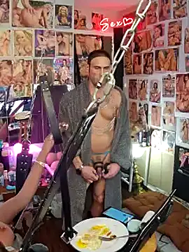 Snapshot of luvs2cumm69 chatting on March 7, 2025, 6:11 pm luvs2cumm69 online show from March 7, 2025, 6:11 pm