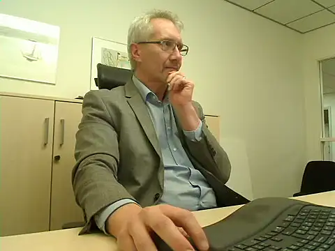 tom-swede online show from January 7, 2026, 4:01 pm