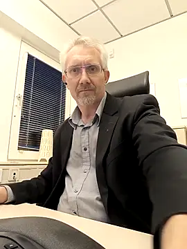 tom-swede online show from December 22, 2025, 3:56 pm