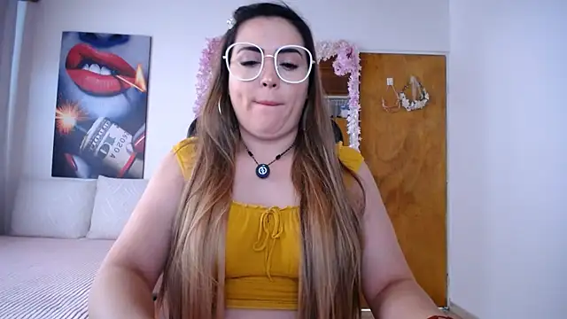 Snapshot of Sahory__ chatting on June 10, 2026, 8:43 pm Sahory online show from June 10, 2026, 8:43 pm