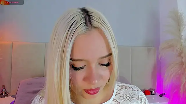 Snapshot of sofia_pamela chatting on September 30, 2025, 6:58 pm sofia pamela online show from September 30, 2025, 6:58 pm