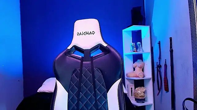 Snapshot of JadaRoberts chatting on September 20, 2025, 12:43 pm JadaRoberts online show from September 20, 2025, 12:43 pm