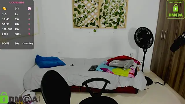 isa loves cum online show from November 8, 2025, 9:07 pm