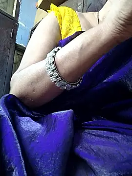 Snapshot of Ritasingh-0461 chatting on June 4, 2026, 6:40 am Ritasingh-0461 online show from June 4, 2026, 6:40 am