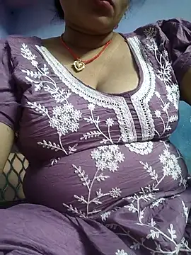 Snapshot of Ritasingh-0461 chatting on October 29, 2025, 2:27 pm Ritasingh-0461 online show from October 29, 2025, 2:27 pm