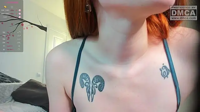 Aliceginger99 online show from January 15, 2025, 2:17 am