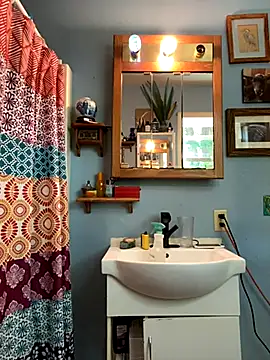 sexyasscougar online show from October 5, 2025, 6:42 pm