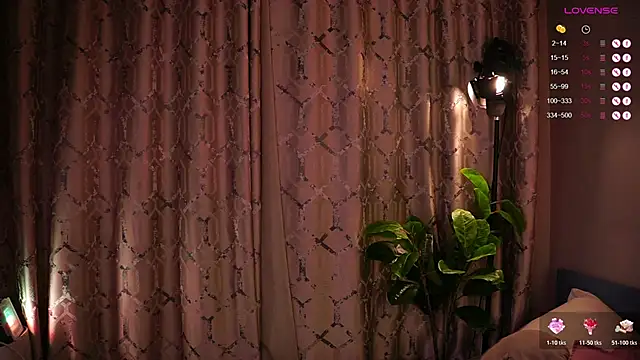 askaudrey  online show from November 13, 2025, 5:39 pm